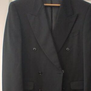 Albert Nipon Mens Double Breasted Black Suit/Coat/Jacket; SZ 38R